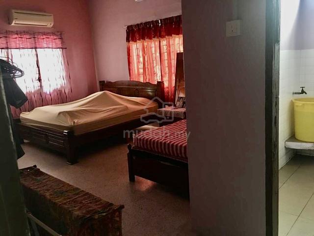 Kampung Jawa Single Storey For Sale 1