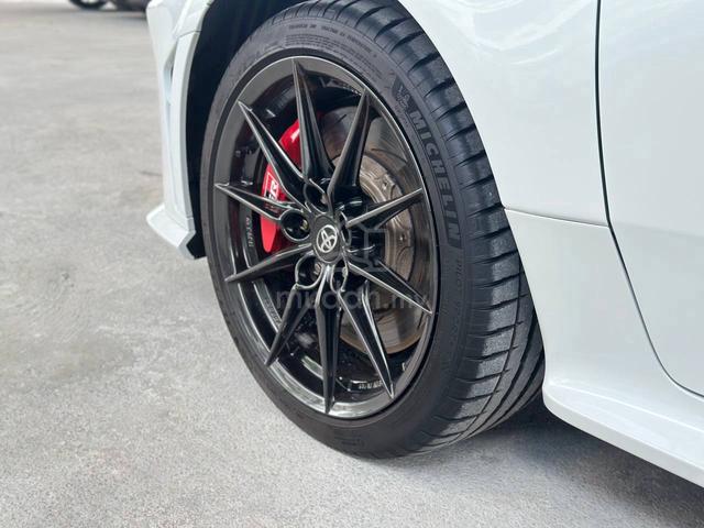 Auto / Grade6A / Facelift 2025 Toyota YARIS 1.6 GR - 4