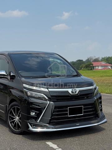 2018 Toyota VOXY 2.0 ZS KIRAMEKI (A) - 2