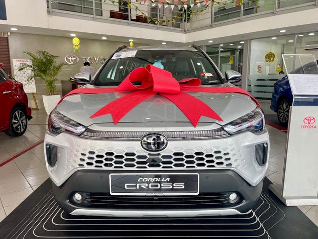 2026 Toyota COROLLA CROSS 1.8 SENANG LULUS LOAN - 3
