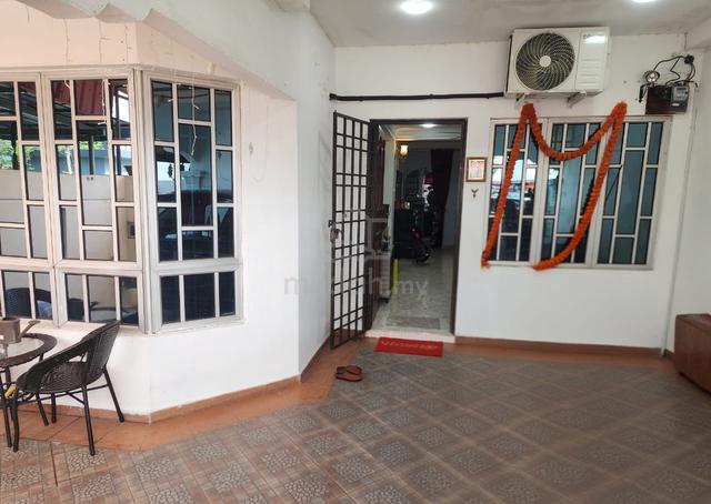 Single Storey for Rent /Sale 1