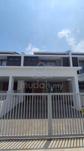 New 2 Storey Garden Home @ Shah Alam,Next To Dash Highway,100% Loan 1
