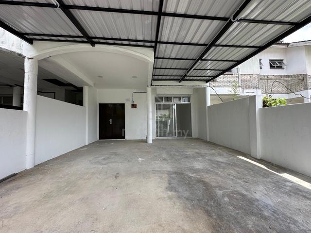 Amanjaya Anggerik 2 Storey Terrace House For Sale 1