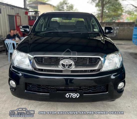 Toyota HILUX D.CAB 2.5 (A) - 3