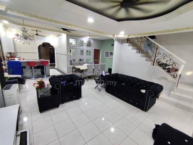 22x75 Double Storey Terrace | Renovated | Bandar Seri Alam | Security 1
