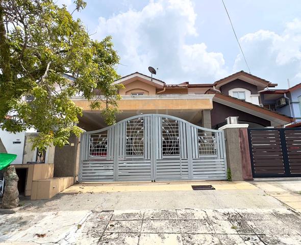 [RENOVATED|EXTENDED] Double Storey Bandar Putra Permai Seri Kembangan 1