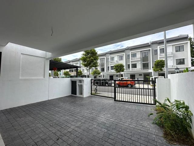 Lakefield Residences Tropicana Heights Kajang Freehold Gated Guarded 1