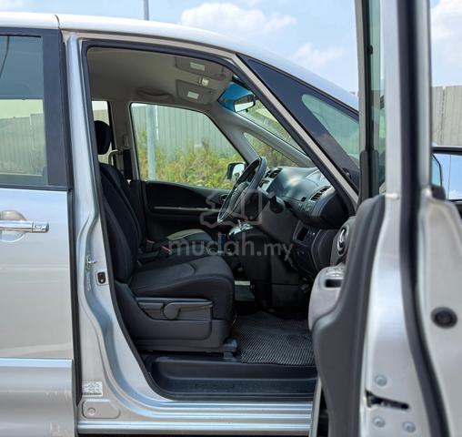 2013 Nissan SERENA 2.0 S-HYBRID HIGHWAY STAR - 4