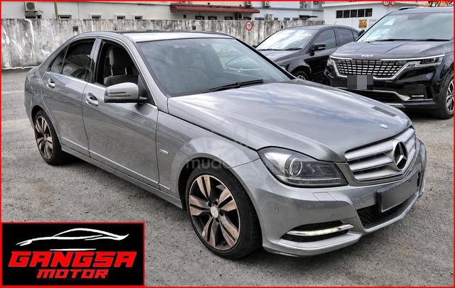 2012 Mercedes Benz C200 SPORT CGI AVANTGARDE - 2