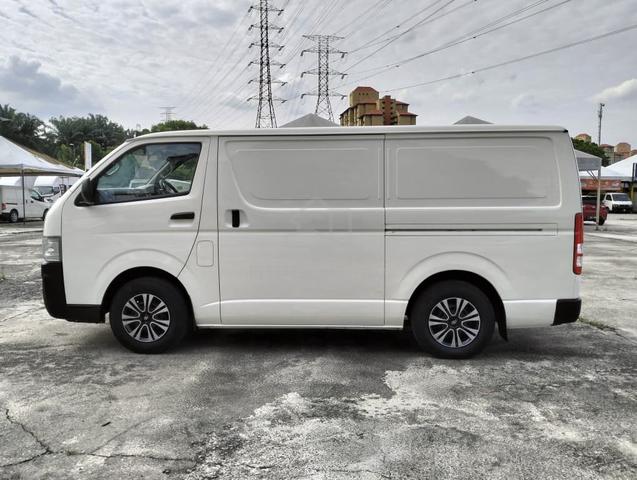 2014 Toyota HIACE 2.5 PANEL VAN (M) GOOD CONDITION - 2