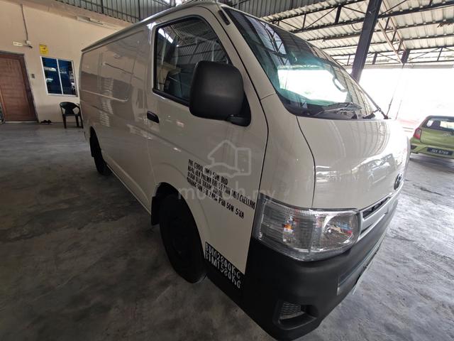 2011 Toyota HIACE 2.5 FACELIFT (M) - 4