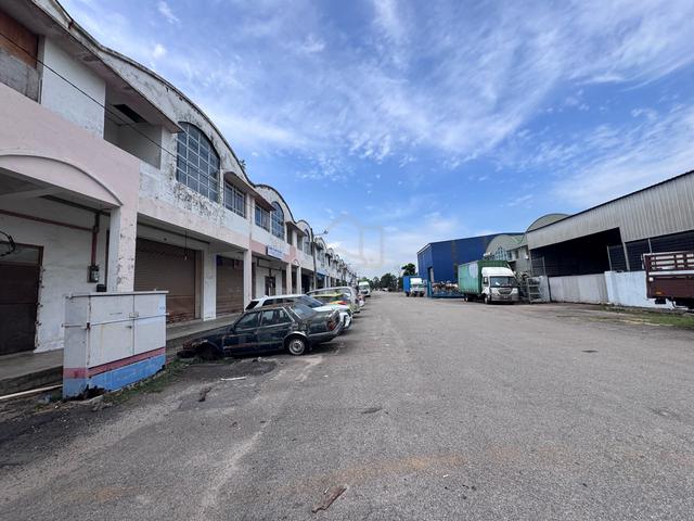 Senai Idaman 1.5 Storey Terrace Factory Light Industry For Sales 1