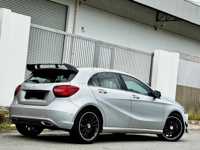 2015 Mercedes Benz A180 1.6 SPORT (CBU) (A) - 4