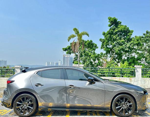 BURGUNDY SEAT💥2023 Mazda 3 2.0 LIFTBACK IGNITE - 4