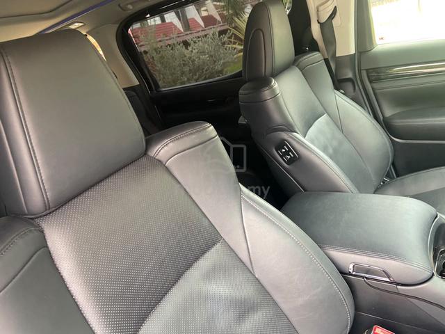 2018 Toyota Alphard 2.5 (A) SC 2018 Reg Nov 2019 - 5