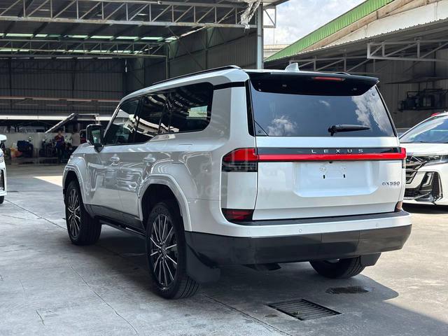 25 Lexus  GX550 Version L *Grade 5A / Pan Roof* - 5