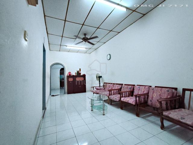 [Facing Padang] Kota pendamar Indah Single sty 20*65sqft for sale 1