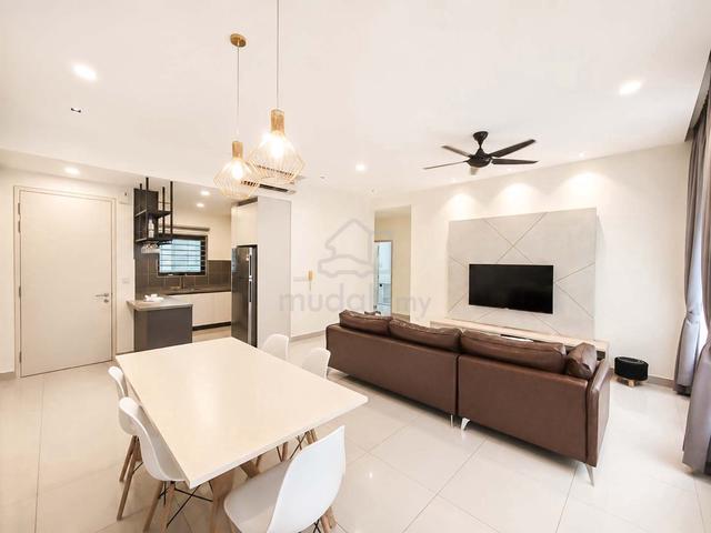 Lakeville Residence 1