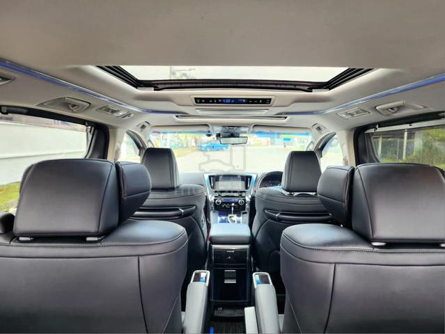 2022 Toyota ALPHARD 2.5 SC - FULL LOAN!! - 4