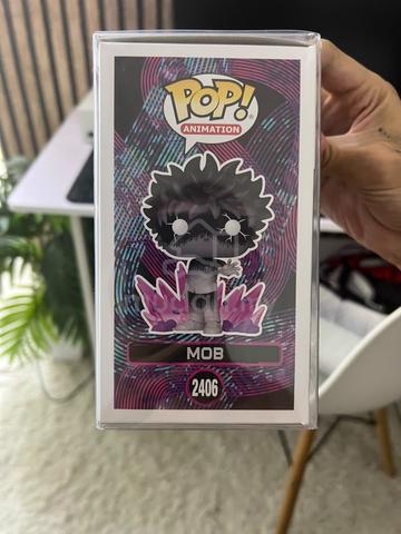 Funko Pop Mob Psycho GITD #2406 - photo 3 of 4