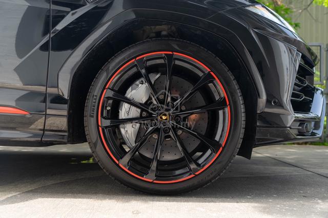 Lamborghini Urus 2022 Unreg Nero Helene Japan - 5