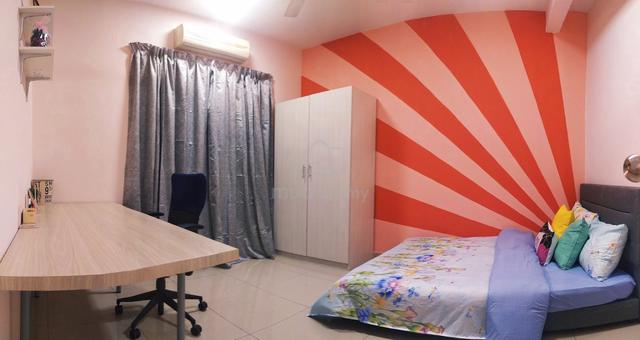 Queen Bedroom @ Ridzuan Condo, Sunway, Taylor's, Monash, Sunway Uni 1