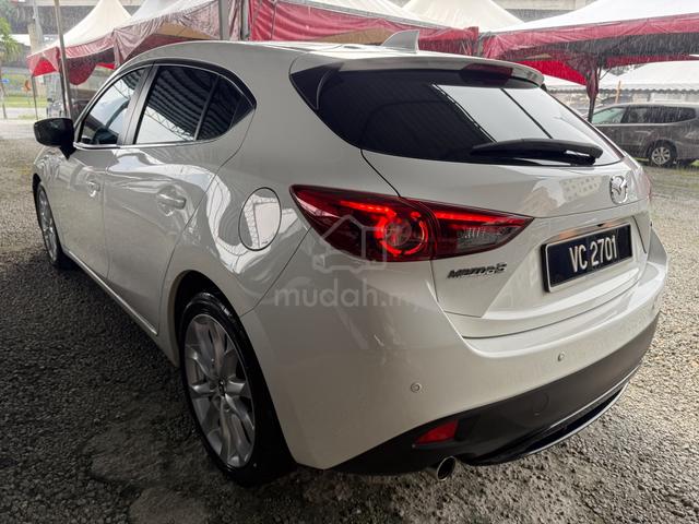 Mazda 3 2.0 SKYACTIV (A) HATCHBACK LEATHER SEAT - 4