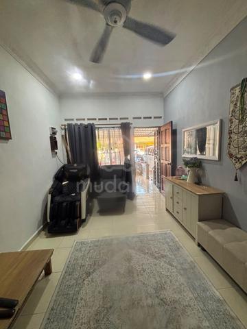Taman Pulai Emas / Skudai / Johor 1