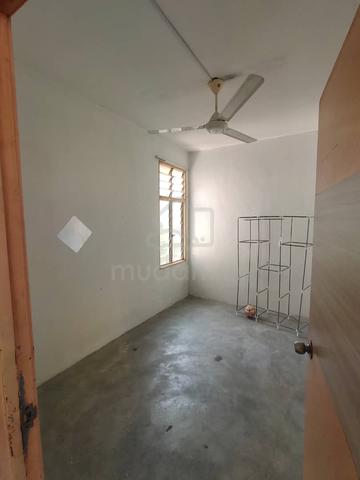 Sri Dahlia Apartment 1