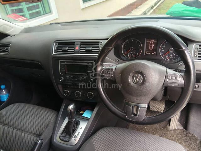 2015 Volkswagen JETTA 1.4 TSI (CKD) (A) - 5