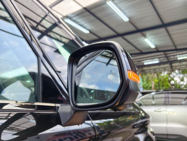 Toyota VELLFIRE 2.4 Z PREMIER 4kKM YEAR2025 #1520P - 3