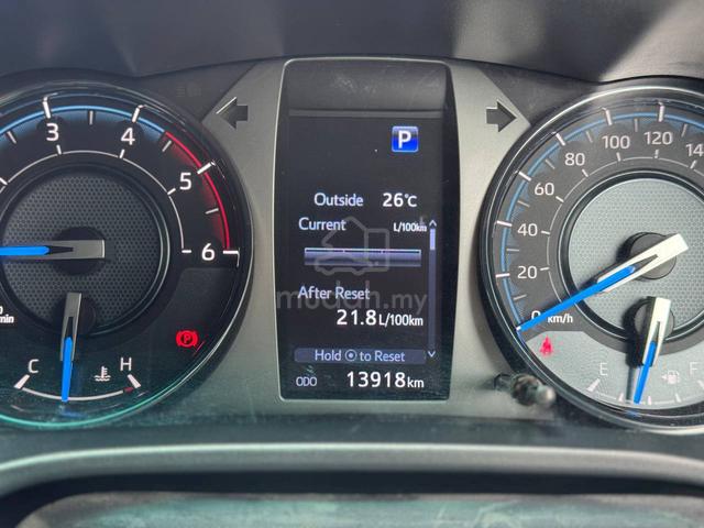 2022 Toyota HILUX 2.8 ROGUE (A) 13K KM WARRANTY - 2
