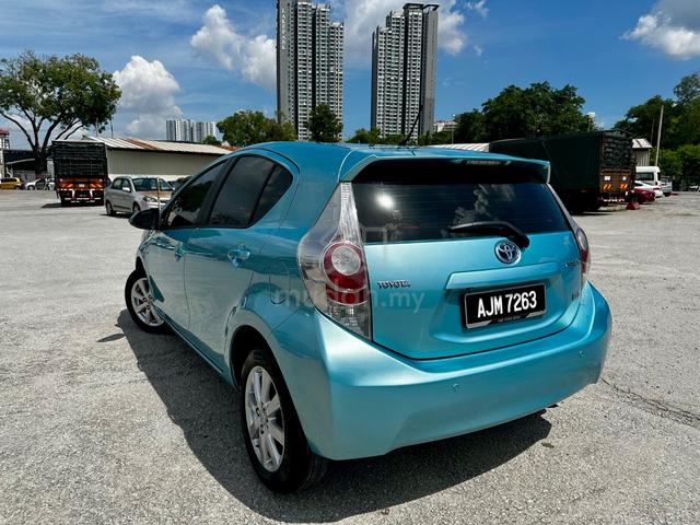 【2013】 Toyota PRIUS C 1.5 (HYBRID) (A) - 3