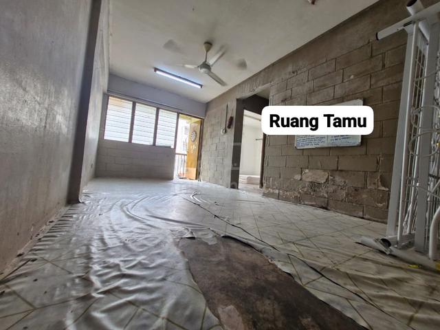Pangsapuri Taman Bunga Negara MC8 1