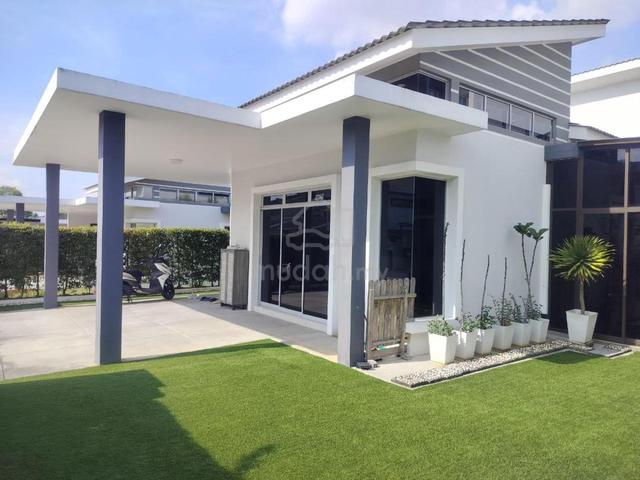Single Storey BUNGALOW, D'Venea Residence 5, Taman Bandar Senawang 1