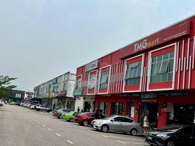 Pulai Mutiara Double Storey Shoplot Kangkar Pulai Pekan Nanas 1