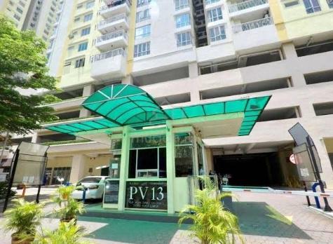 Platinum Lake Condominium, PV 13 1