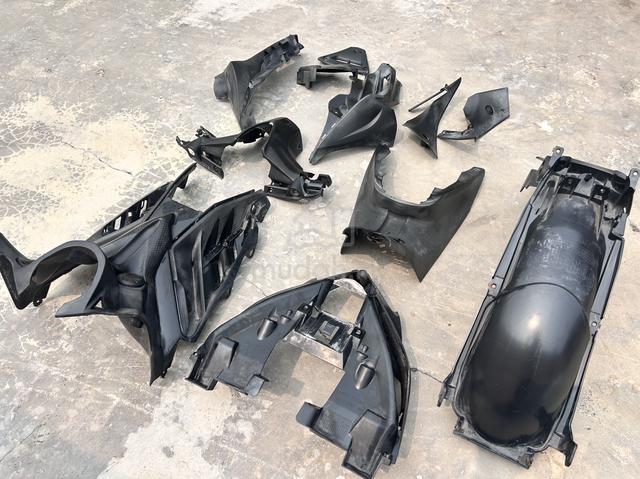 Inner Coverset Yamaha LC135 v4-v7 - photo 2 of 4