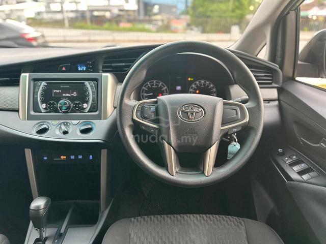 Toyota INNOVA E 2.0L (A) G, Full loan SUV Car King - 3