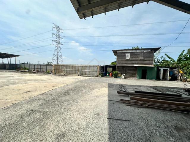 Industrial Land with Building (No CCC) For Rent - Juru Height Penang 1