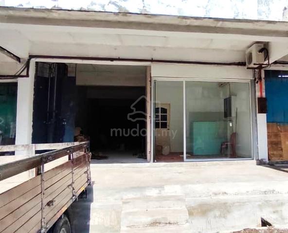 Single Storey Shoplot in Taman Intan Kluang 1