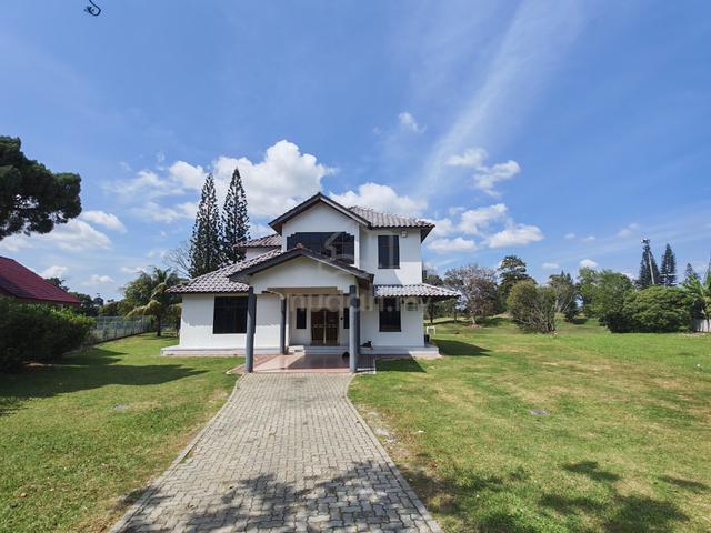 Swimming Pool Bungalow, A Famosa Villa Resort, Pulau Sebang Melaka 1