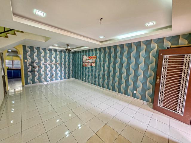 3-Storey Renovated | 4R5B | SUBANG BESTARI Shah Alam 1