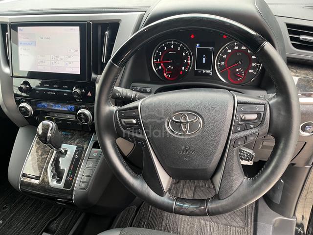 SUNROOF Toyota Alphard 2.5 Type Gold II Unreg 2021 - 5