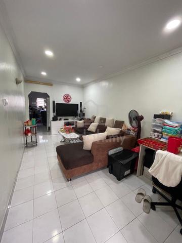 Taman Dahlia Tampoi Single Storey Terrace House 2 Bedroom For Sale 1