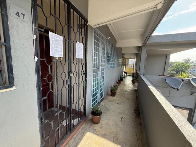 Rumah Pangsa Taman Sri Cheras 4