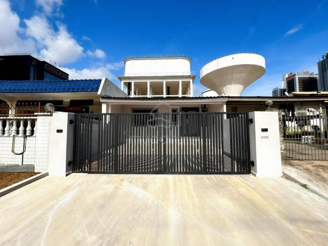 1 Sty Jalan Landak Tunggal Fully Renovated Extended Taman Abad JB Town 1