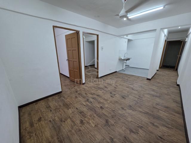 Fiona Apartment 1