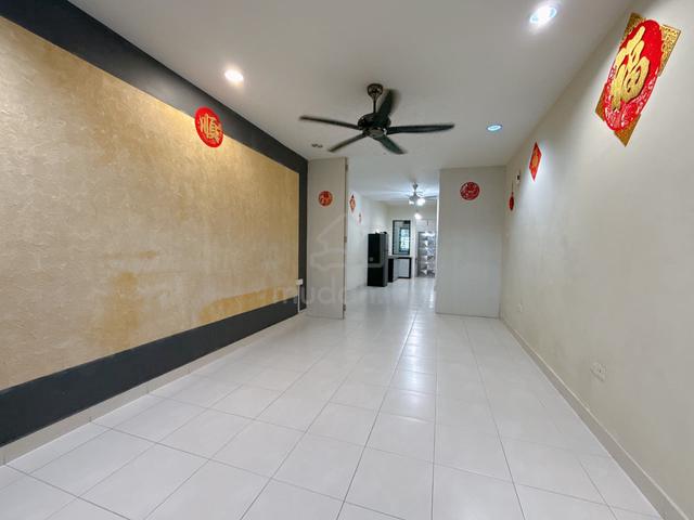 Molek Redang Lakeview |2 Storey G&G Freehold Terrace RM850K|Near EDL 1