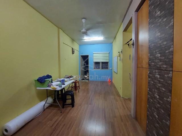 Desa Wangsa 1